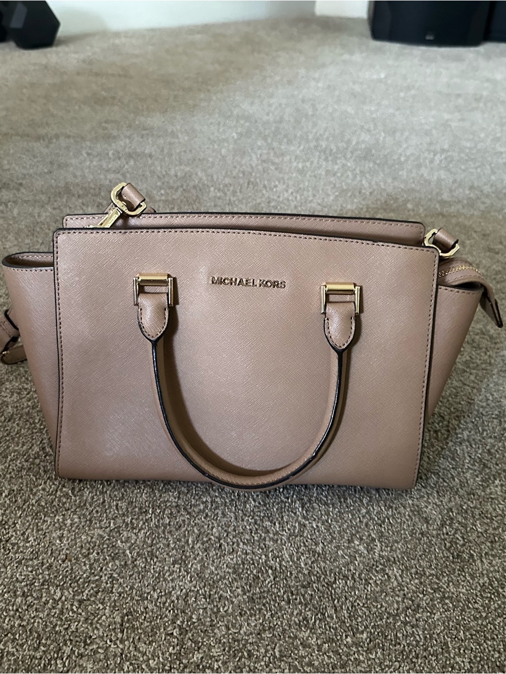 Michael Kors Selma Satchel in Khaki - Picture 2 of 8